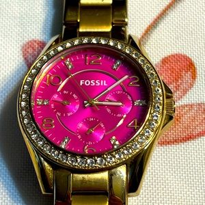 Pretty pink large face Fossil watch